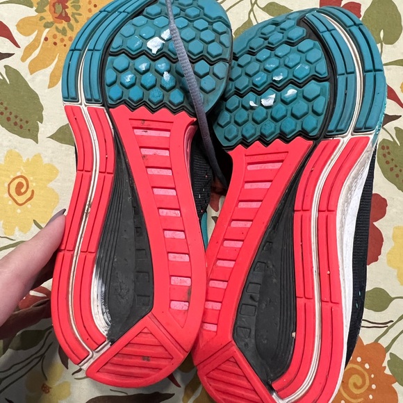 Nike‎ Air Zoom Structure 18 Women’s Size 8.5 Running Shoes Sneakers 683737-001. - Picture 4 of 5